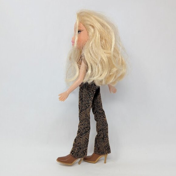 Bratz Cloe Nighty Nite Screening 2008/2009 Redressed Wild West Top Boots - Picture 5 of 9